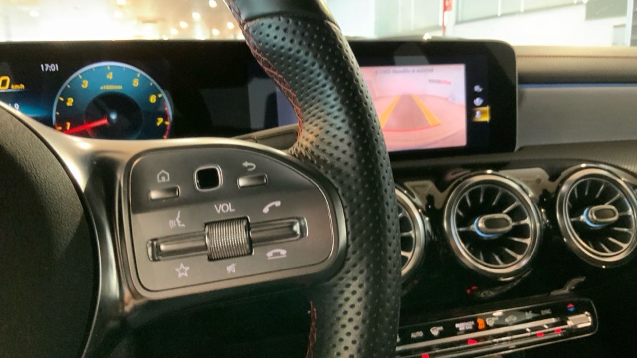 Mercedes CLA 180 AMG Line (EURO 6d) - foto 23