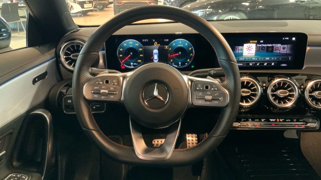 Mercedes CLA 180 AMG Line (EURO 6d) - foto 9