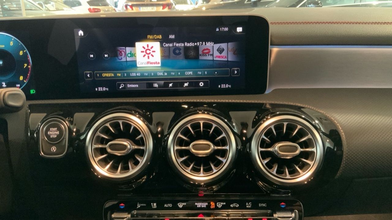 Mercedes CLA 180 AMG Line (EURO 6d) - foto 13