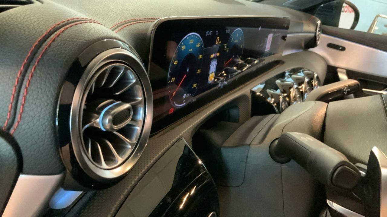 Mercedes CLA 180 AMG Line (EURO 6d) - foto 18