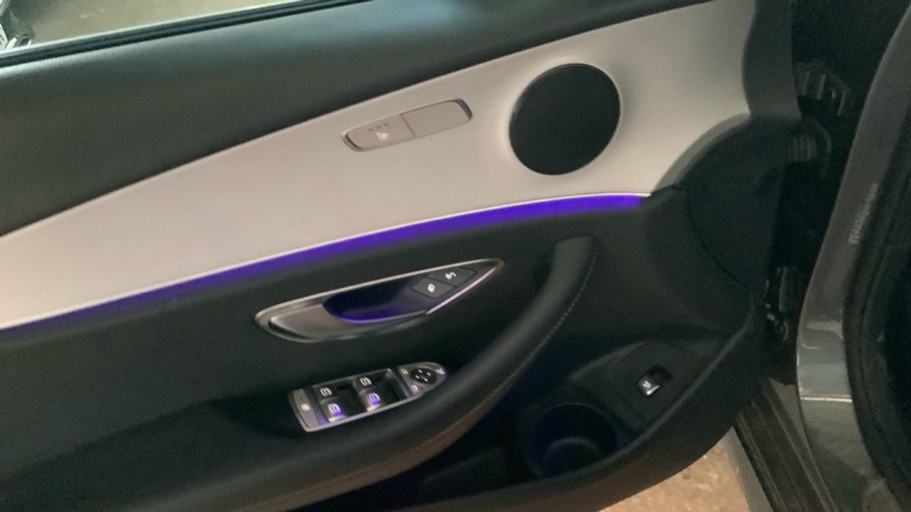 Mercedes Clase E 300 de AMG Line (EURO 6d) - foto 21