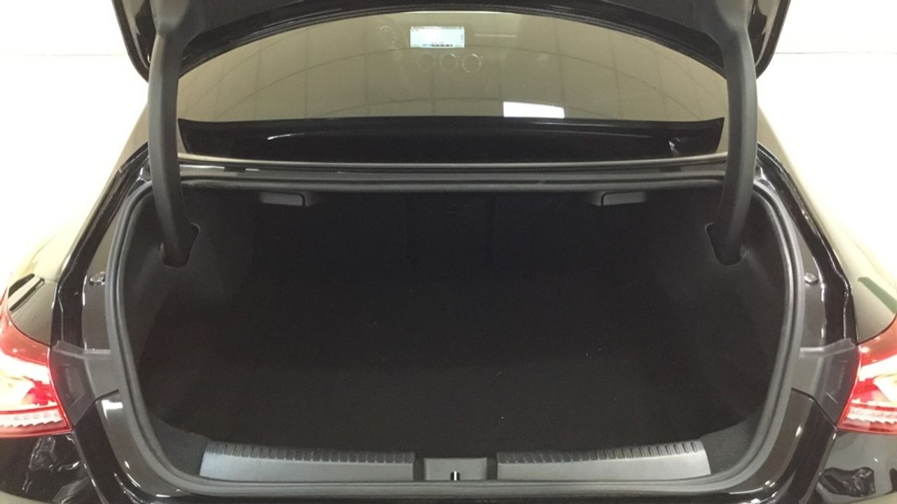 Mercedes CLA 180 AMG Line (EURO 6d) - foto 12