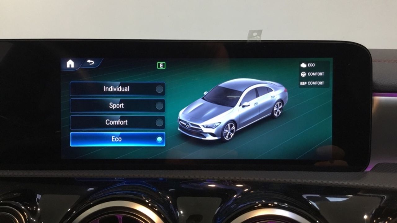 Mercedes CLA 180 AMG Line (EURO 6d) - foto 18