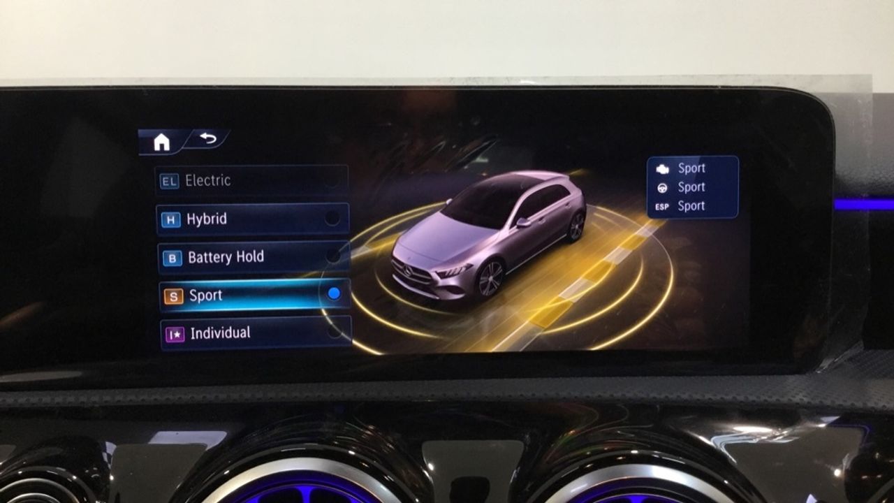 Mercedes Clase A 250 e AMG Line (EURO 6e) - foto 18