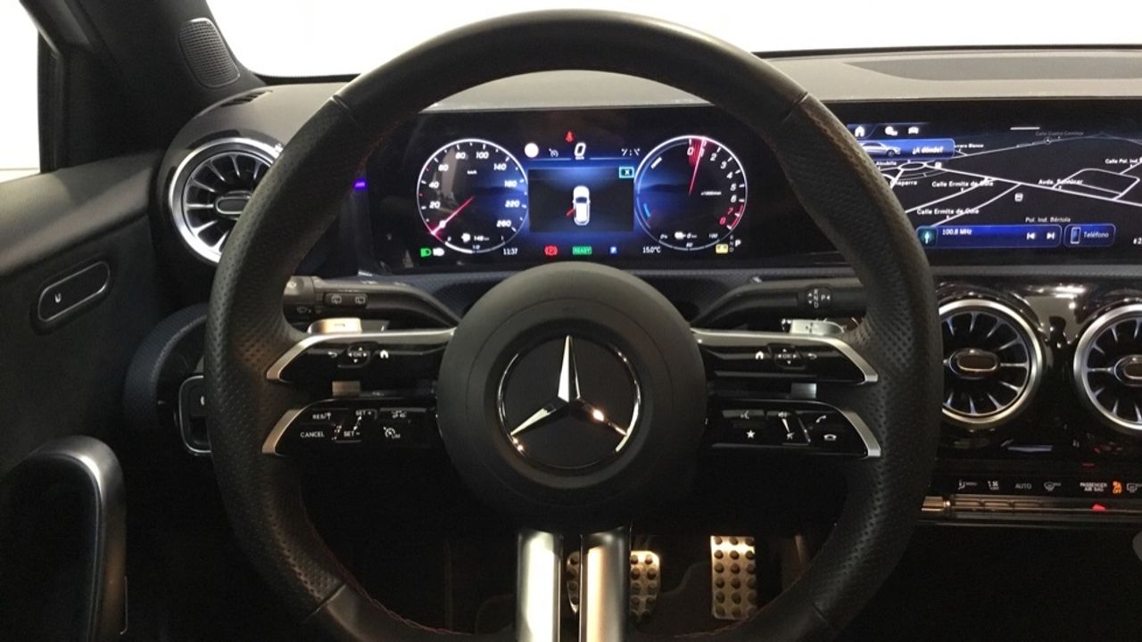 Mercedes Clase A 250 e AMG Line (EURO 6e) - foto 9