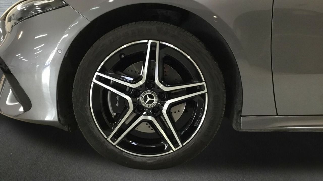 Mercedes Clase A 250 e AMG Line (EURO 6e) - foto 5