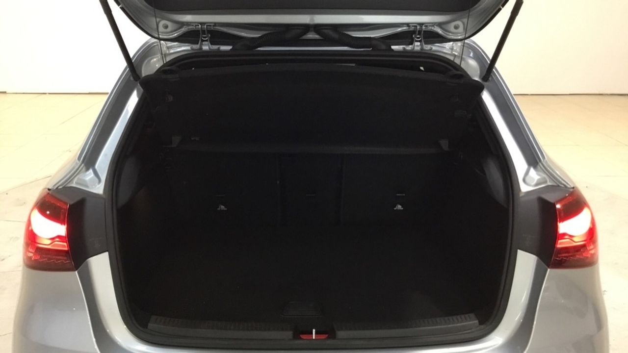 Mercedes Clase A 250 e AMG Line (EURO 6e) - foto 12