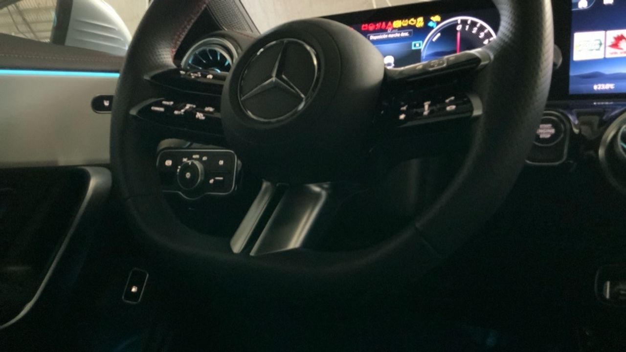 Mercedes CLA 250 e AMG Line (EURO 6d) - foto 12