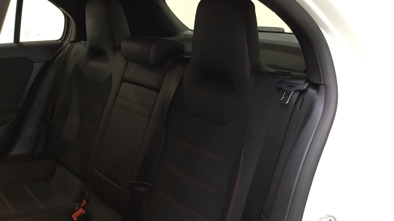 Mercedes Clase A 250 e AMG Line (EURO 6d) - foto 11