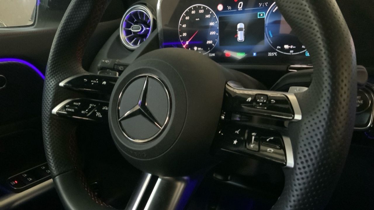 Mercedes GLA 250 e AMG Line (EURO 6d) - foto 14