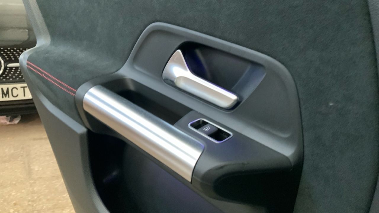 Mercedes GLA 250 e AMG Line (EURO 6d) - foto 16