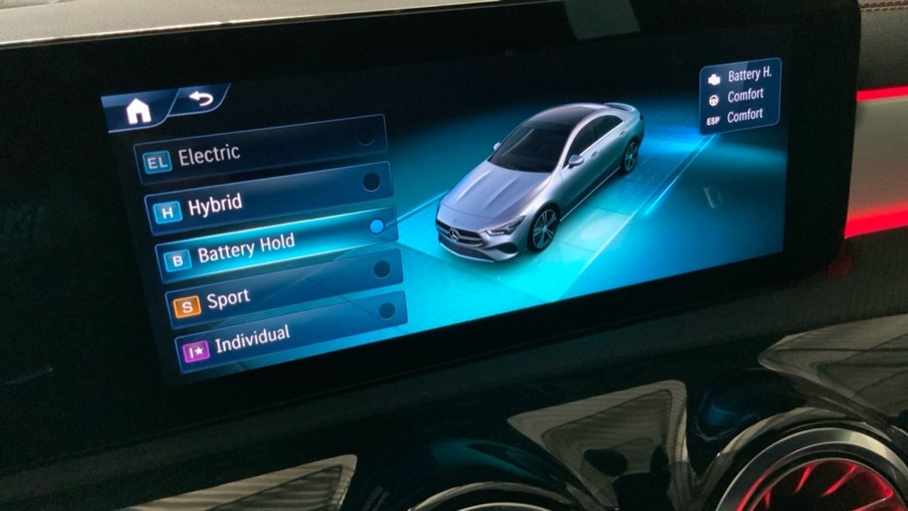 Mercedes CLA 250 e AMG Line (EURO 6d) - foto 22