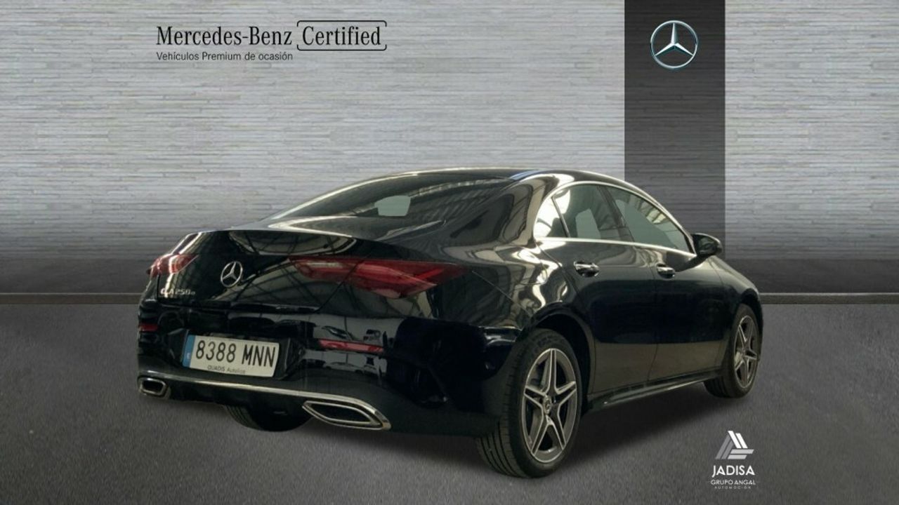 mercedes cla 2024 / foto grande (2)