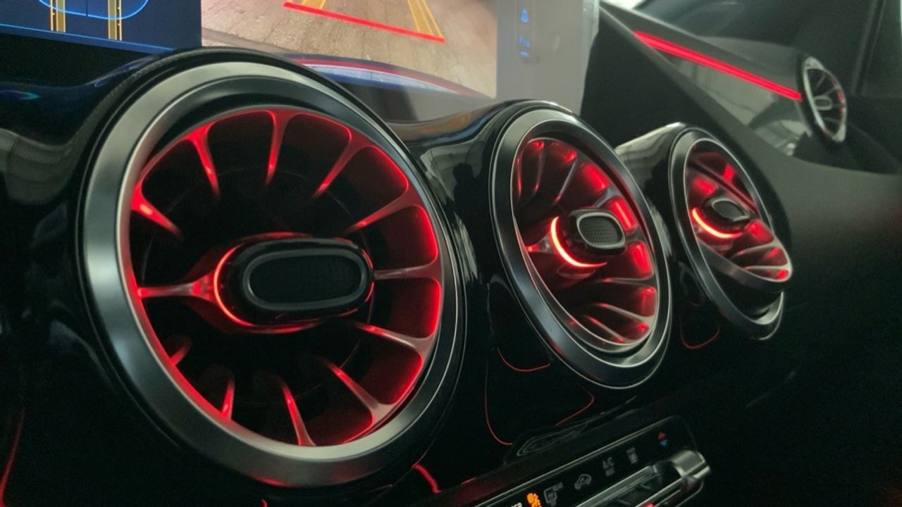 Mercedes GLA 250 e AMG Line (EURO 6d) - foto 23