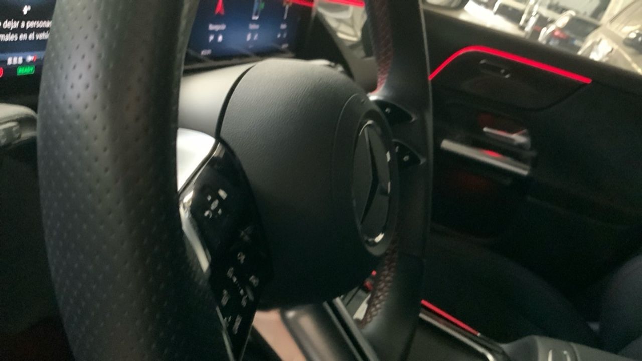 Mercedes GLA 250 e AMG Line (EURO 6d) - foto 20