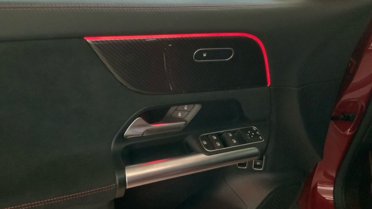 Mercedes GLA 250 e AMG Line (EURO 6d) - foto 18