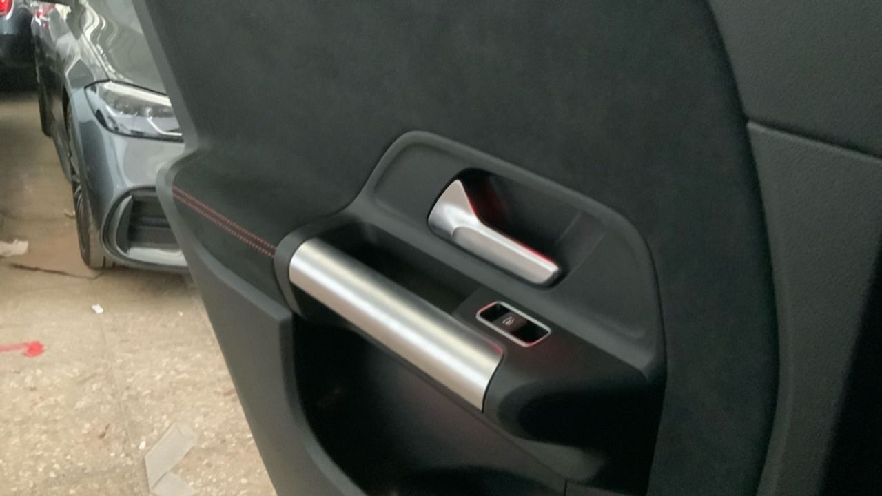 Mercedes GLA 250 e AMG Line (EURO 6d) - foto 17