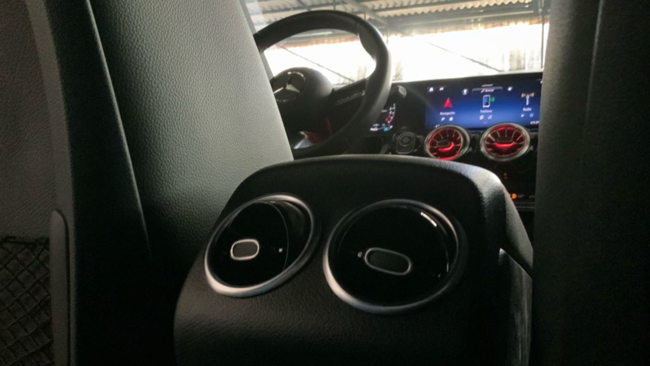 Mercedes GLA 250 e AMG Line (EURO 6d) - foto 16