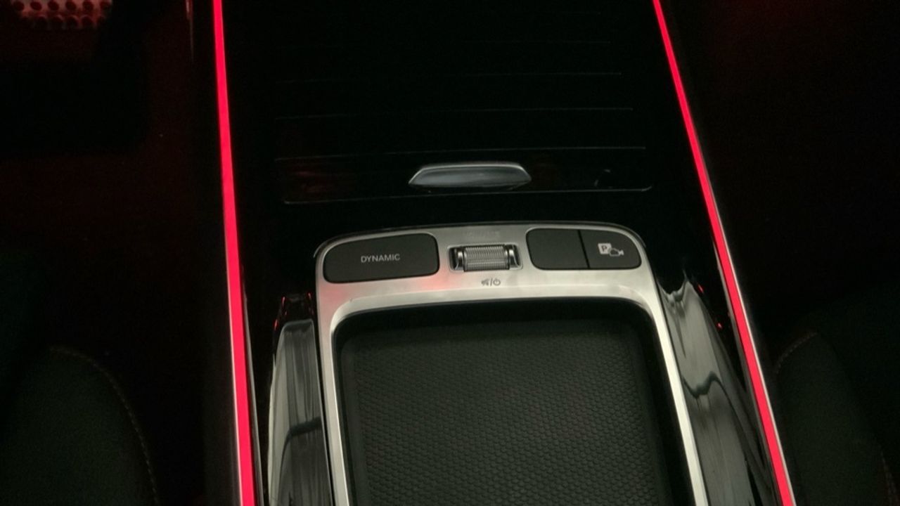 Mercedes GLA 250 e AMG Line (EURO 6d) - foto 13