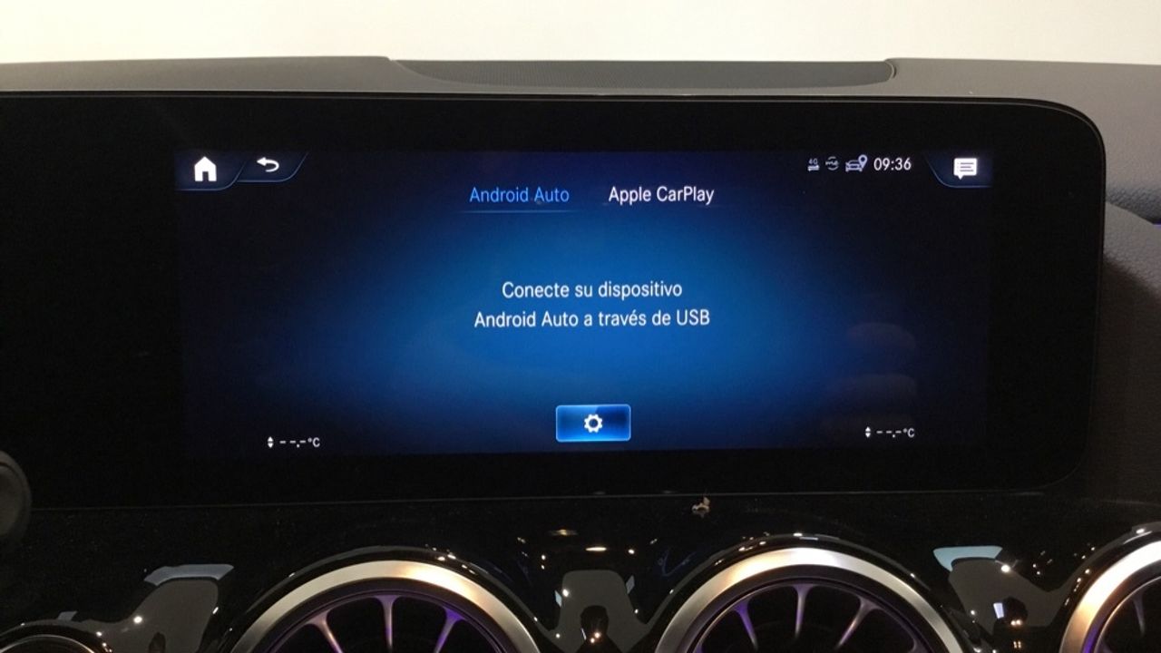 Mercedes GLA 250 e AMG Line (EURO 6d) - foto 25