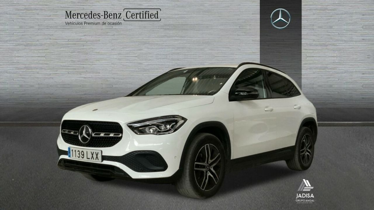 Hyundai i20 2024 5 marchas  de segunda mano - mercedes gla 2022 /