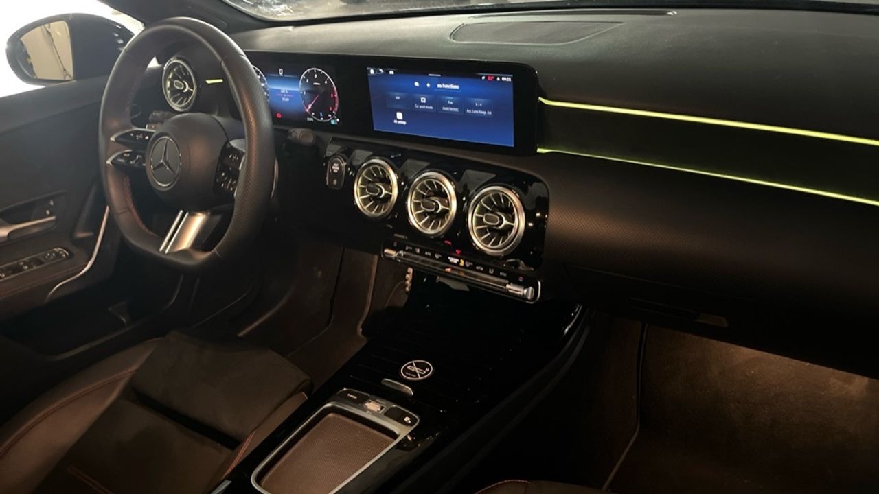 Mercedes Clase A 200 d AMG Line (EURO 6d) - foto 10