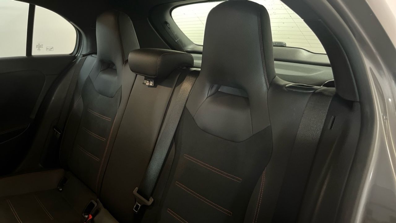 Mercedes Clase A 200 d AMG Line (EURO 6d) - foto 11