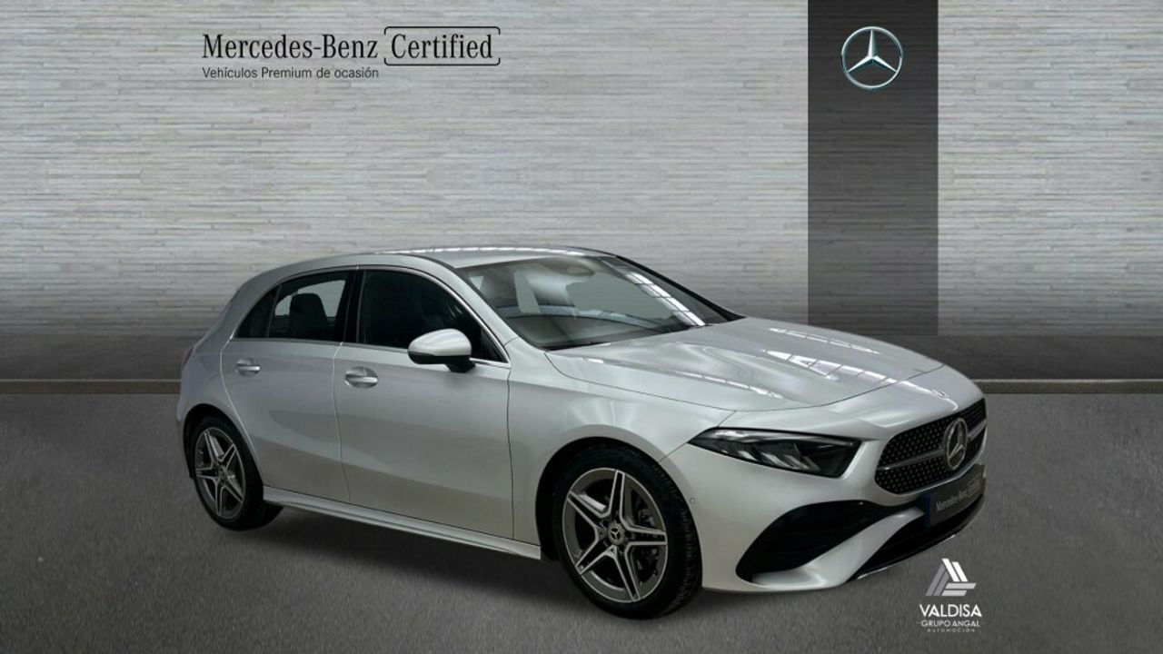mercedes clase a 2024 / foto grande (3)
