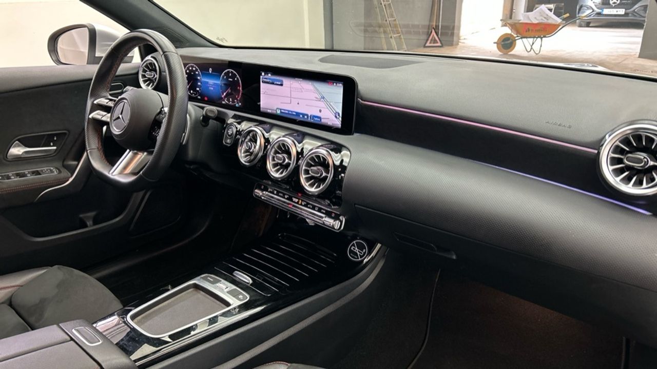 Mercedes Clase A 200 d AMG Line (EURO 6d) - foto 10