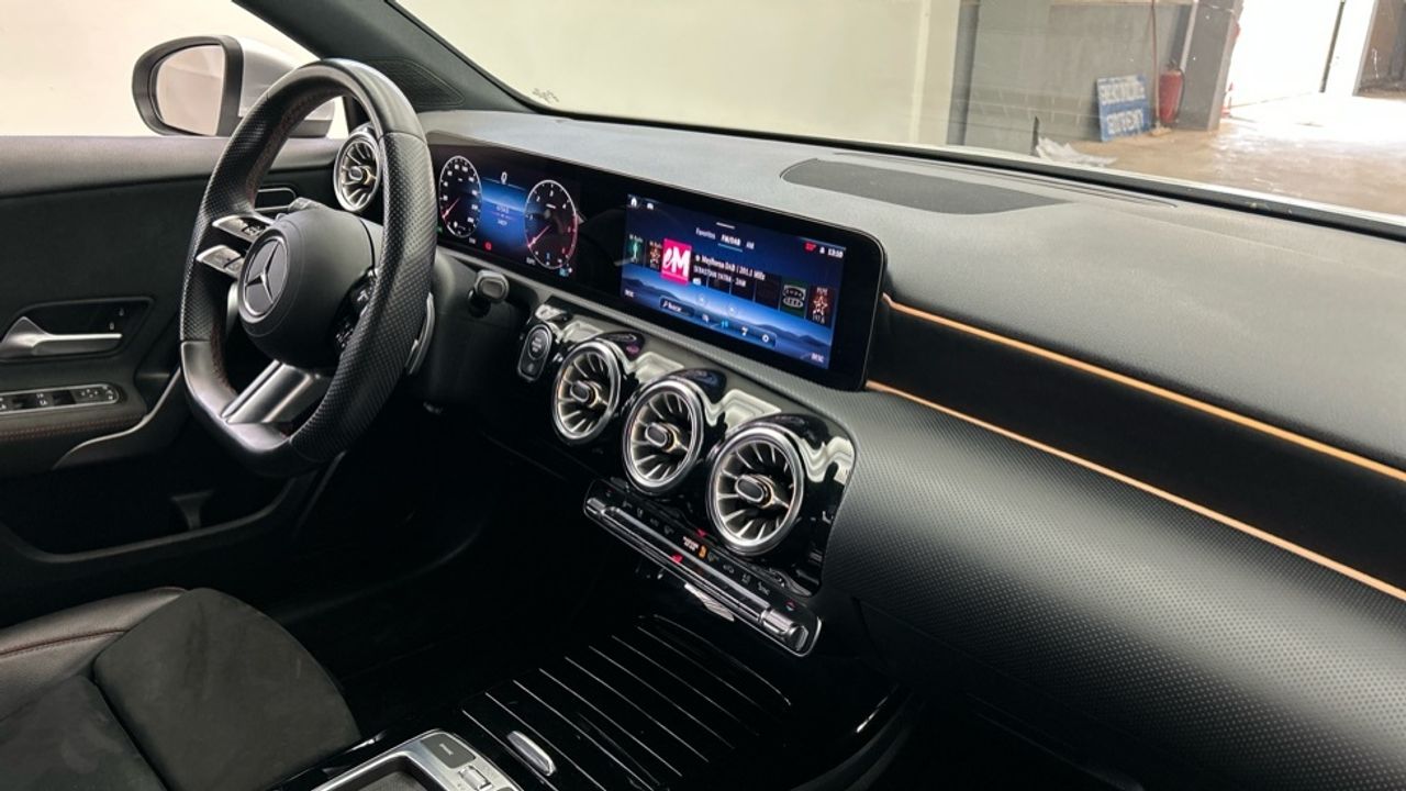 Mercedes Clase A 200 d AMG Line (EURO 6d) - foto 10