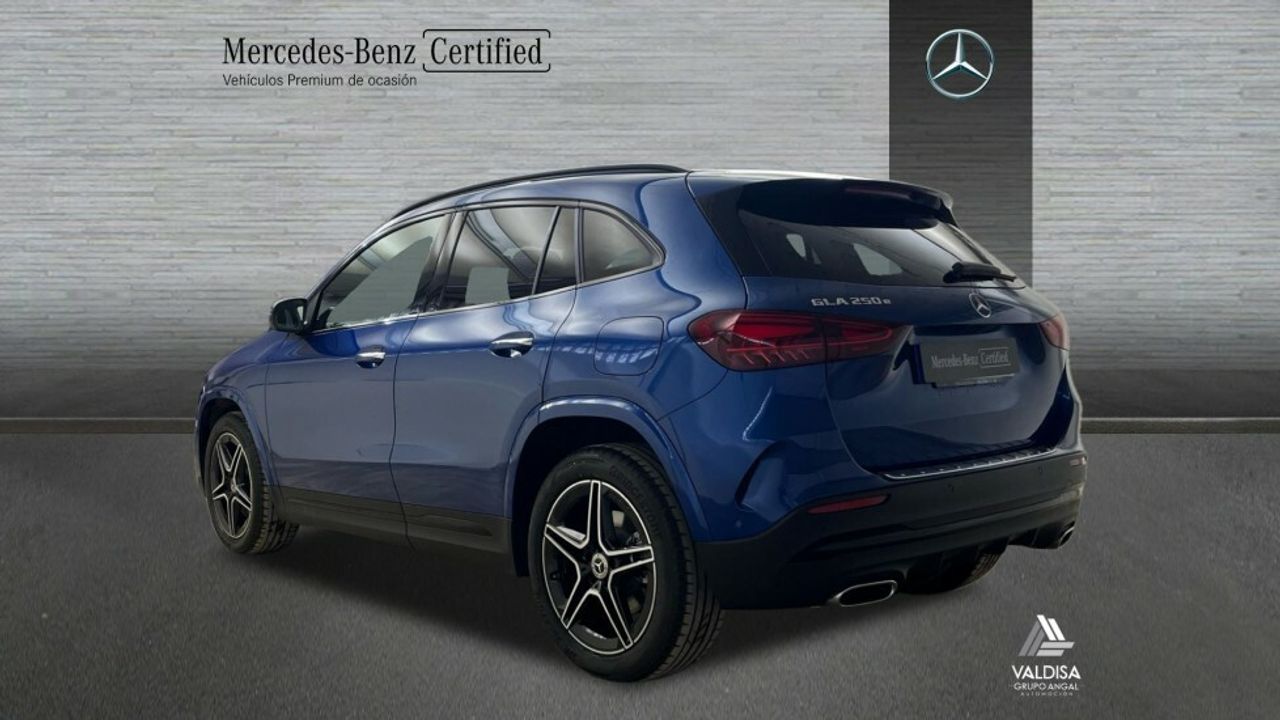 Mercedes GLA 250 e AMG Line (EURO 6d) - foto 4