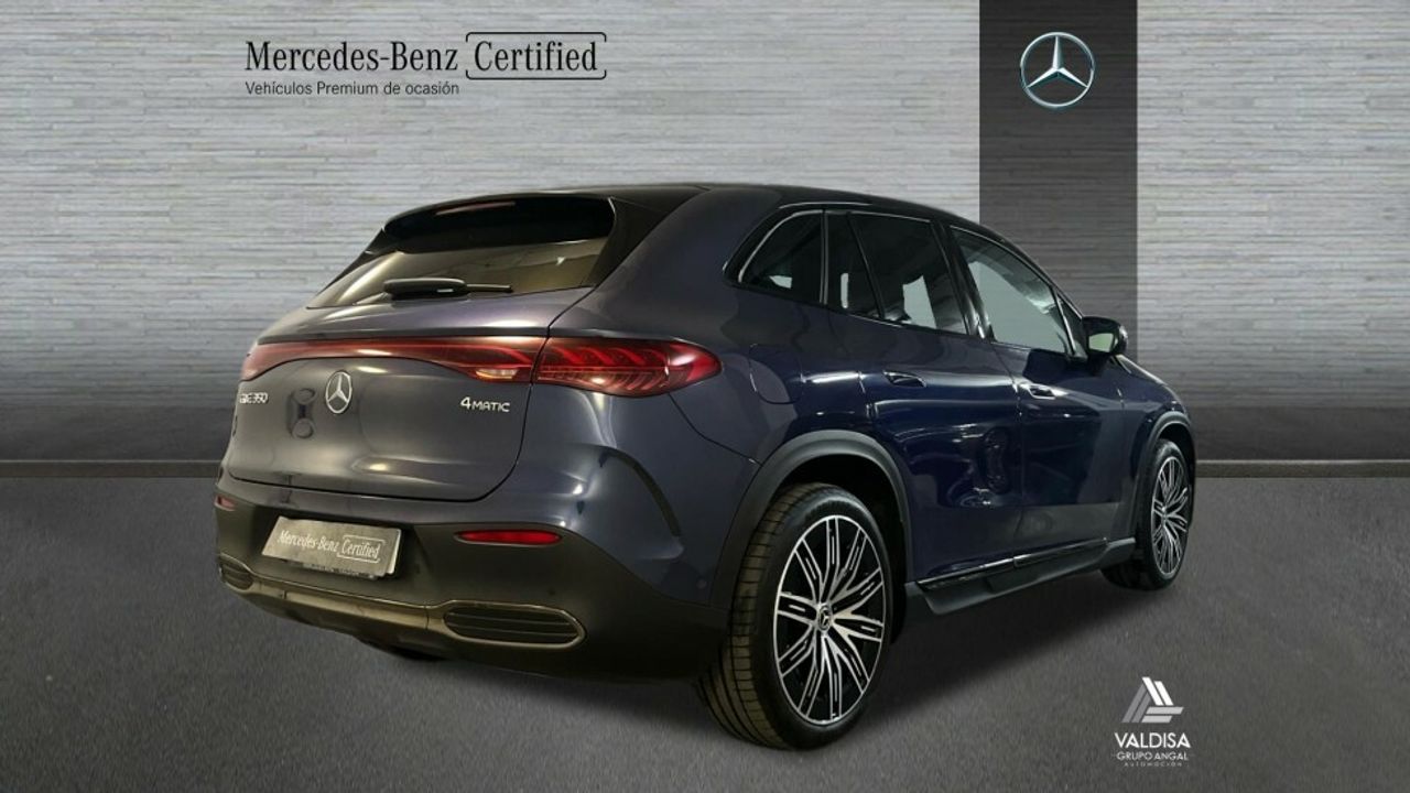 mercedes eqe 2023 / foto grande (2)