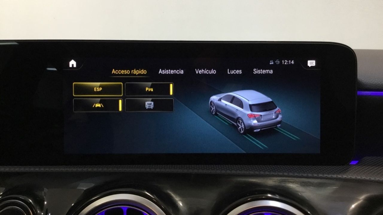 Mercedes Clase A 200 d AMG Line (EURO 6d) - foto 22