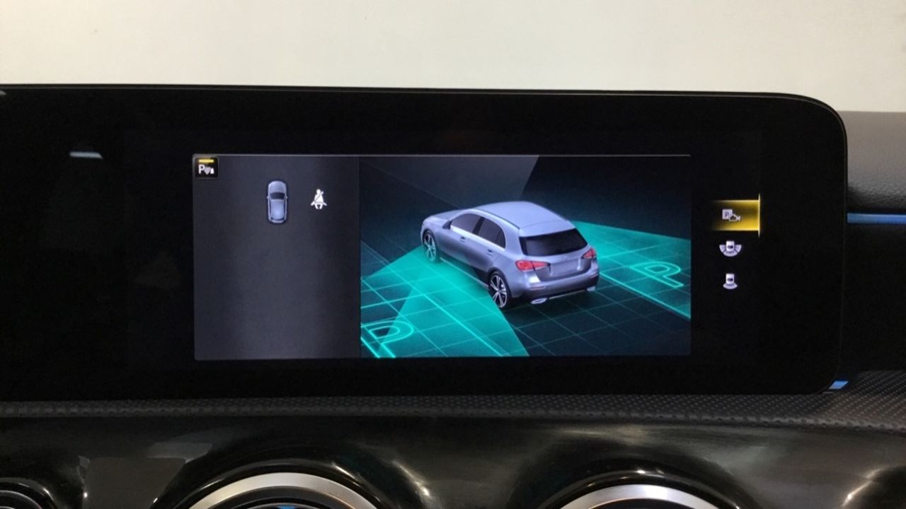 Mercedes Clase A 200 d AMG Line (EURO 6d) - foto 17