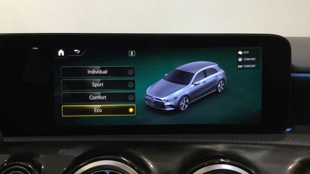 Mercedes Clase A 200 d AMG Line (EURO 6d) - foto 16