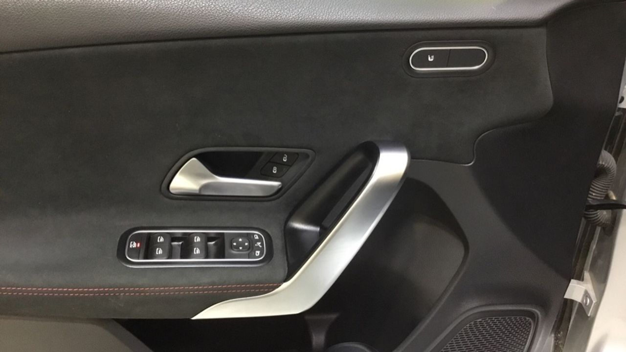 Mercedes Clase A 200 d AMG Line (EURO 6d) - foto 15