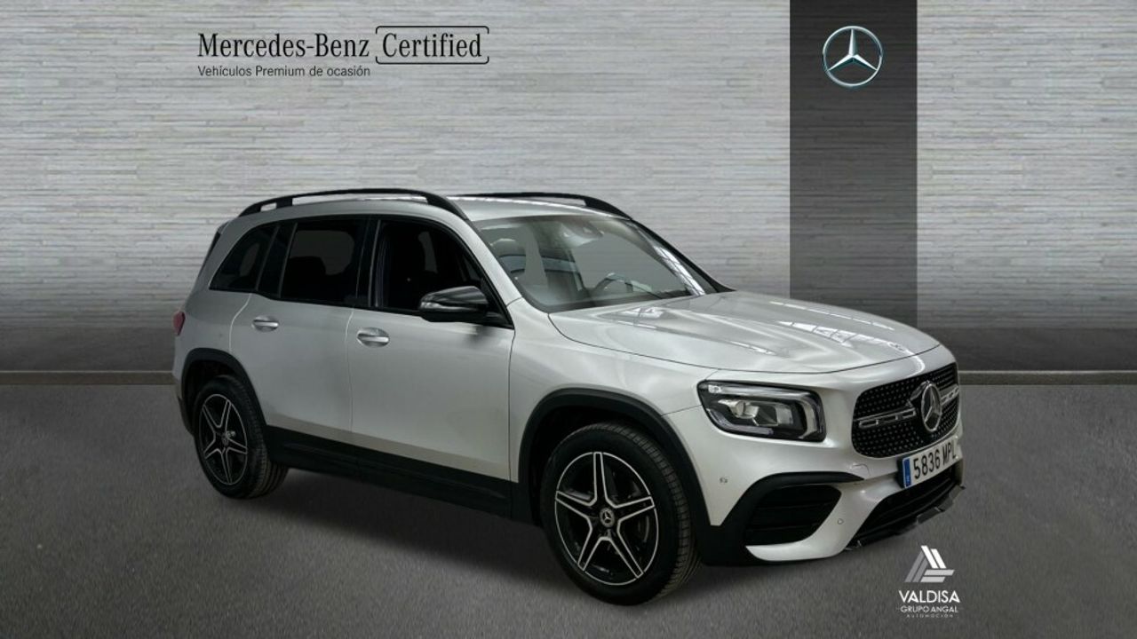 mercedes clase glb 2024 / foto grande (3)