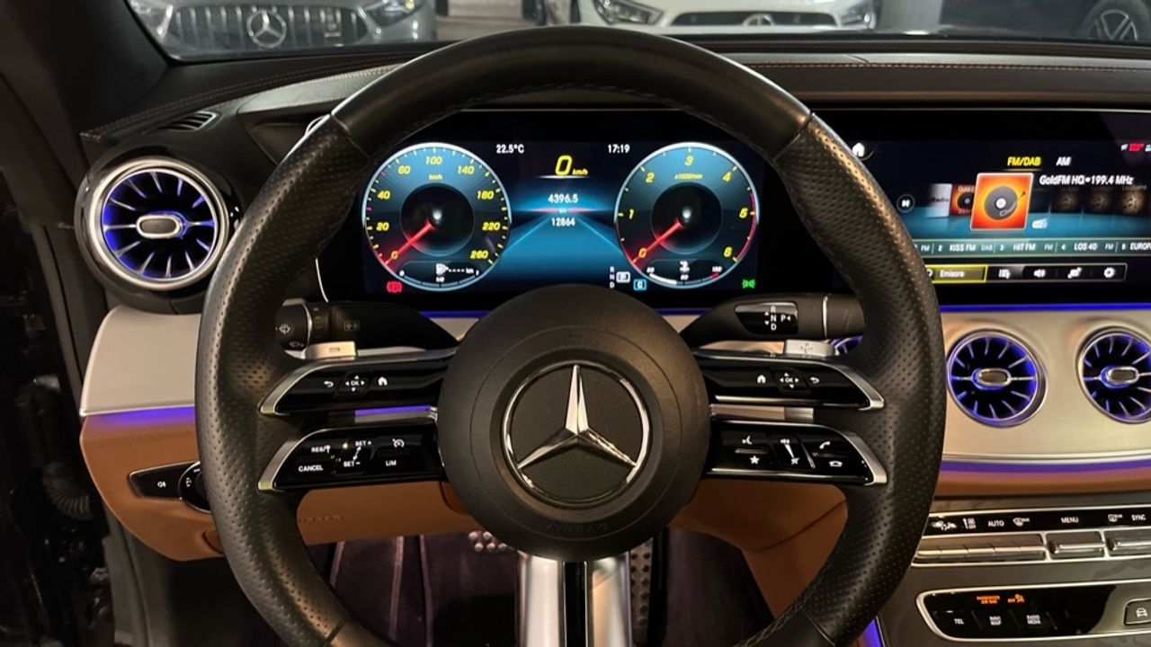 Mercedes Clase E Coupe / Cabrio 220 d d AMG Line (EURO 6d - foto 9