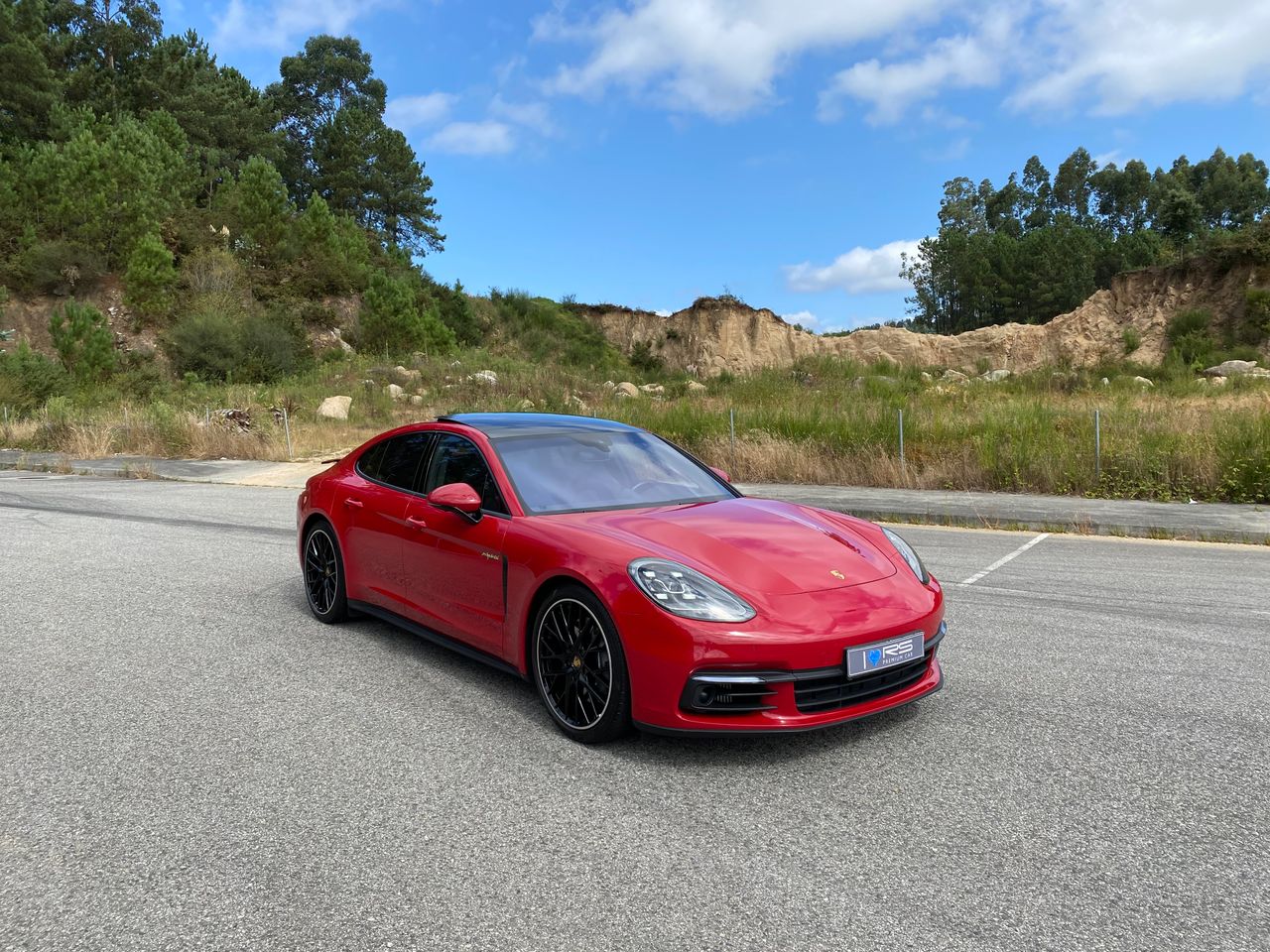 porsche panamera 2019 /