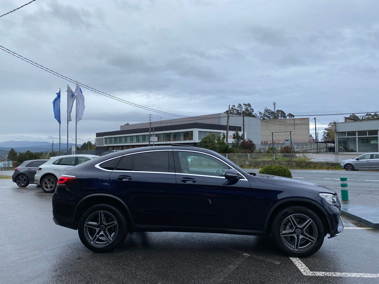 mercedes glc 2021 / foto grande (3)