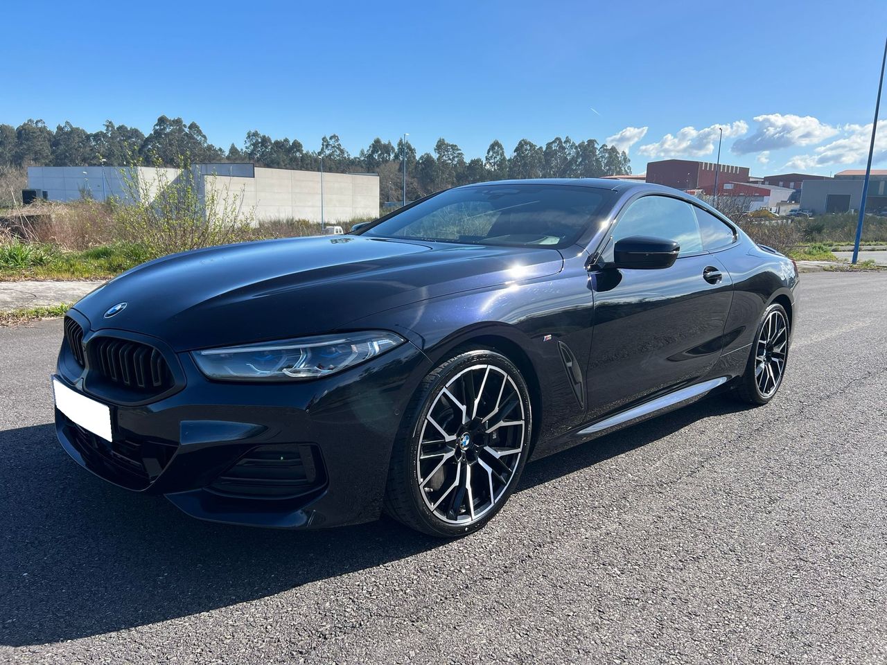 Precio 275 000 amplio  de segunda mano - bmw serie 8 2023 /