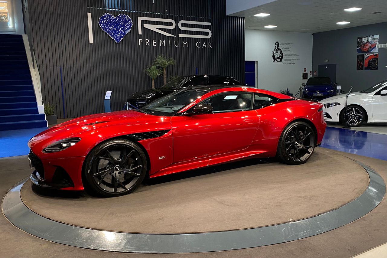 aston martin dbs 2021 / foto grande (3)