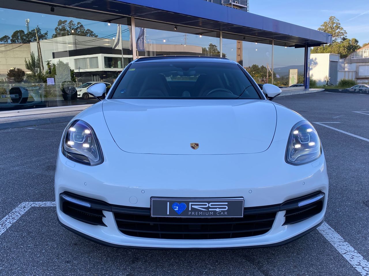 porsche panamera 2018 / foto grande (3)