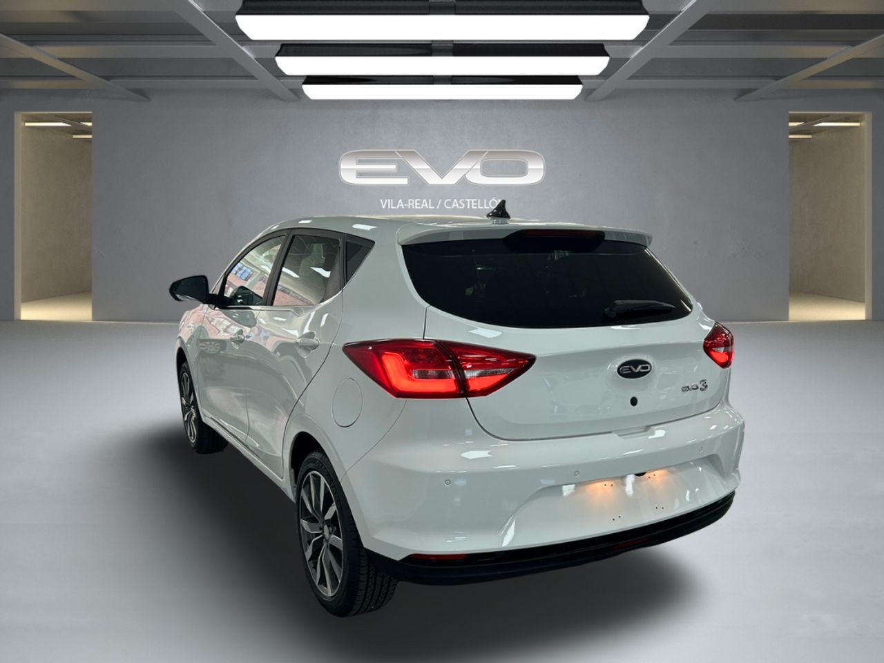 EVO 3  1.5 - - Foto 8