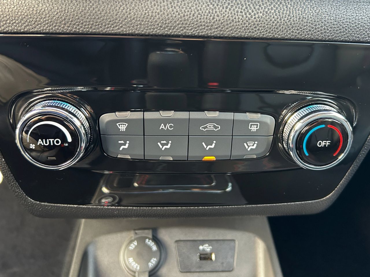 EVO 3  1.5 - - Foto 24