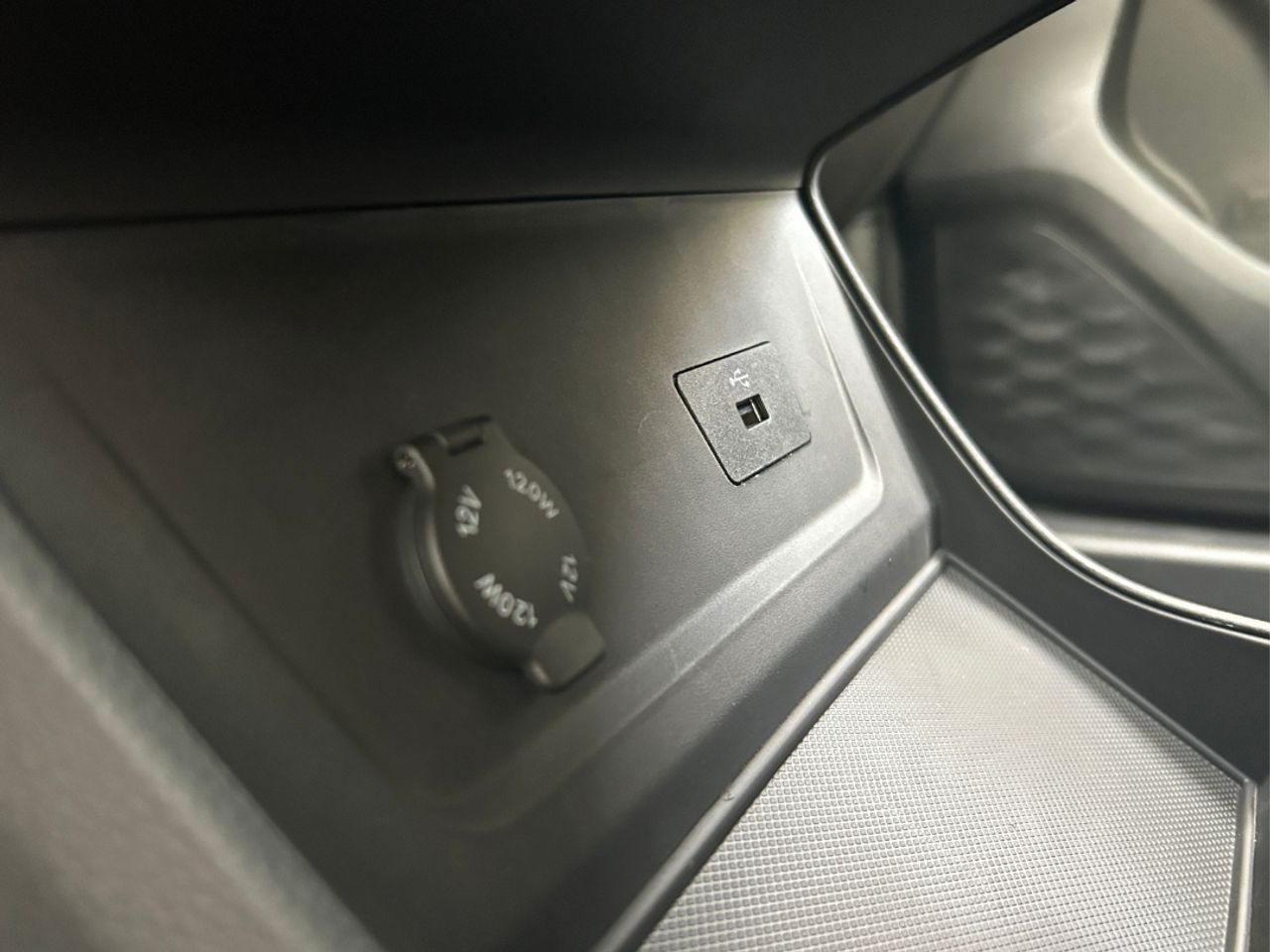 EVO 7  1.5 Turbo DCT 6 plazas - - Foto 26