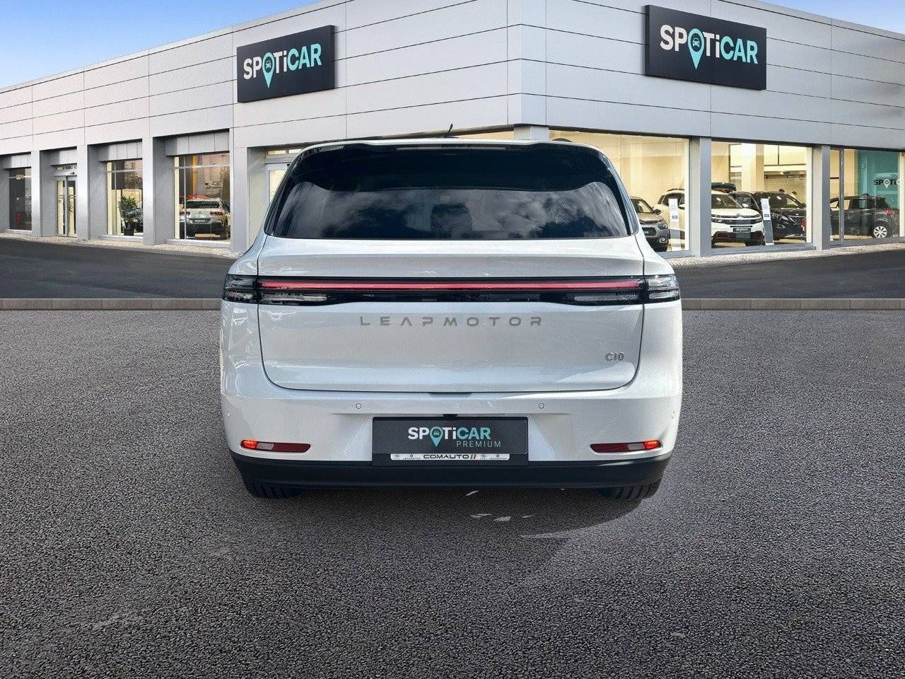 Leapmotor C10  C10 REEV 28.4 kWh  Auto Design - Foto 6