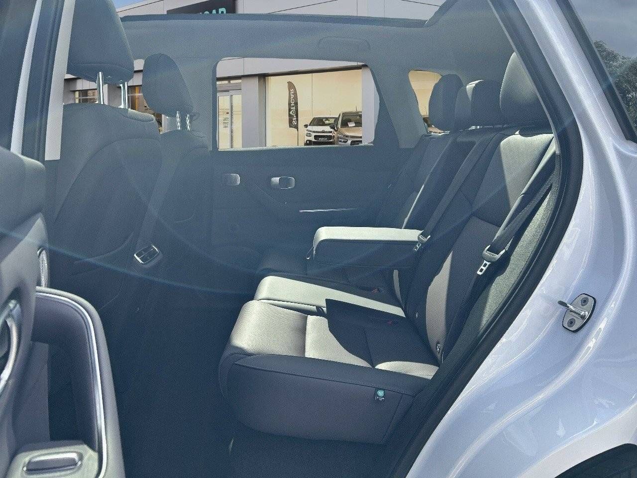 Leapmotor C10  C10 REEV 28.4 kWh  Auto Design - Foto 11