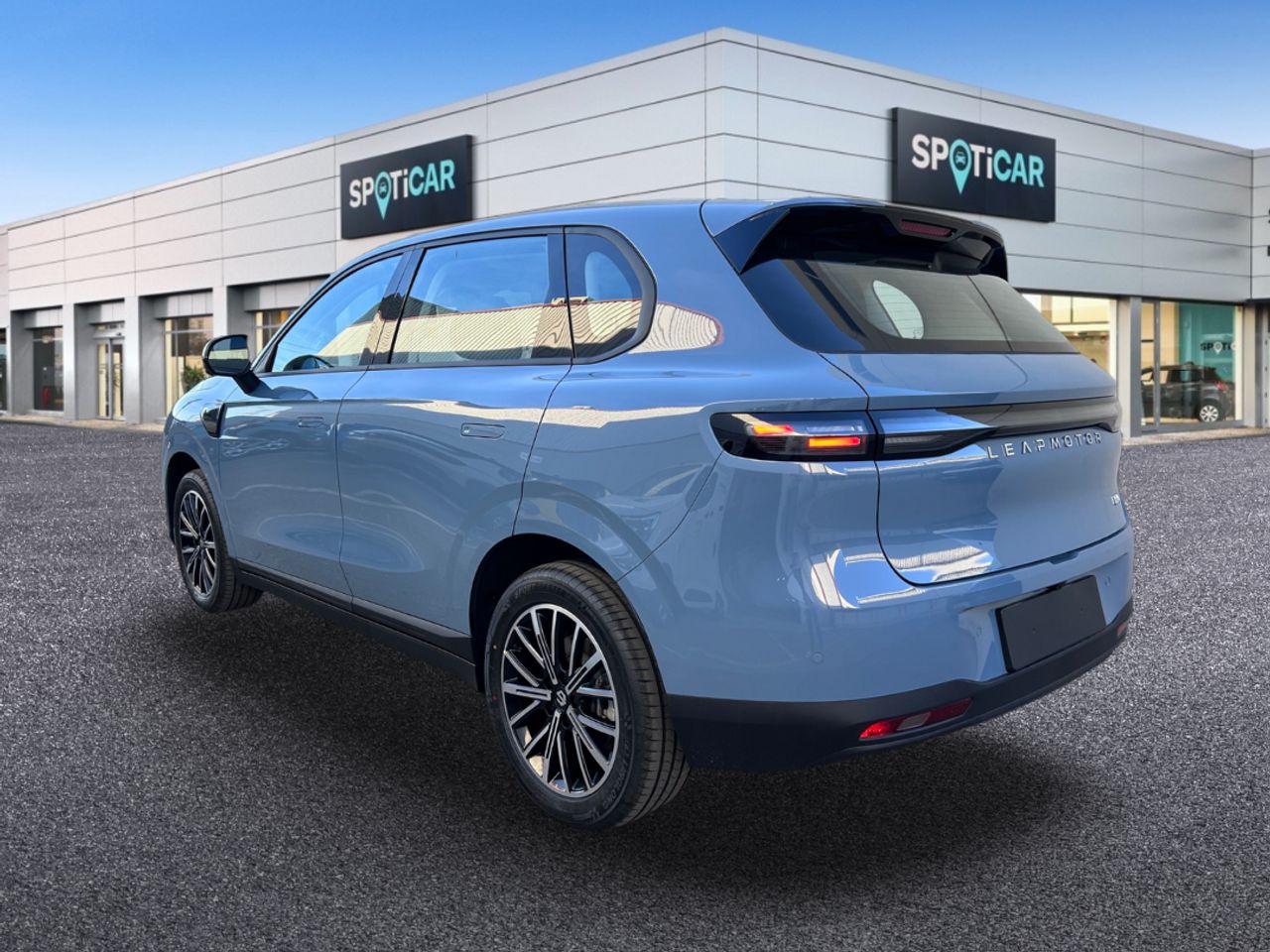 Leapmotor B10  B10 BEV 56.2kWh  Auto LifePro - Foto 8