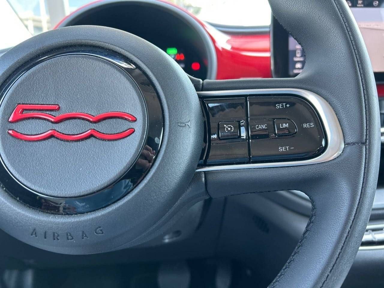 Fiat 500   Hb 320km 85kW (118CV) Red - Foto 16